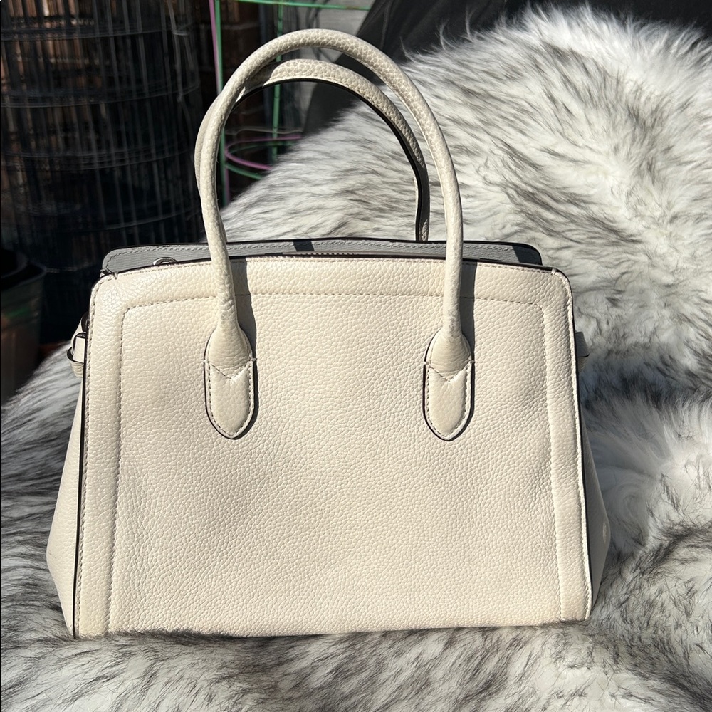 Kate Spade Knott Satchel - Picture 6 of 17